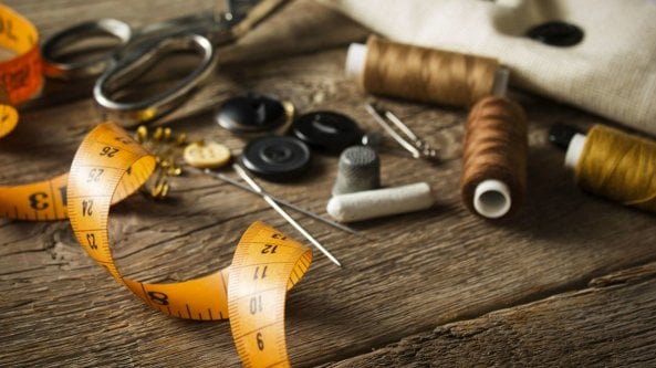 Ricucire il futuro. A Siracusa un immobile confiscato diventa accademia sartoriale per giovani a rischio
