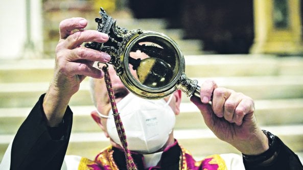 San Gennaro non fa il miracolo. Oracolo infausto?
