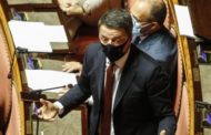 Verifica di governo, Renzi verso la crisi: “Senza di me non ce la fanno”. Il Pd avverte: “Rischio voto”