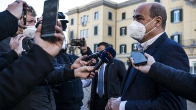 Governo, il piano crisi di Zingaretti: al voto insieme al M5S per evitare il bis del 2019
