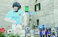 Grazie Maradona, con te eravamo tutti Napoleone