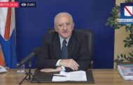 De Luca, dietrofront sugli autisti promossi. Sospende il decreto: effetto Corte dei conti