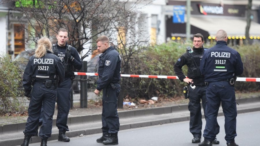 Sparatoria a Berlino: quattro feriti gravi. Ancora ignoti i motivi
