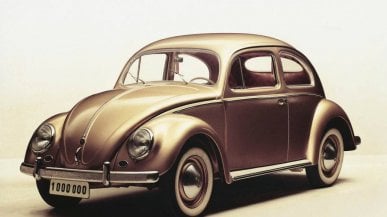 I 75 anni del Maggiolino, ecco l'incredibile storia
