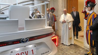 Svolta green in Vaticano, nel parco auto solo ibride ed elettriche