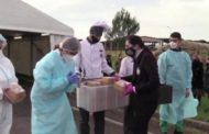 Snack da chef stellati per gli operatori sanitari dei drive-in: il dono degli studenti   