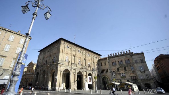 Parma, approvato il bilancio del Comune fra critiche e progetti