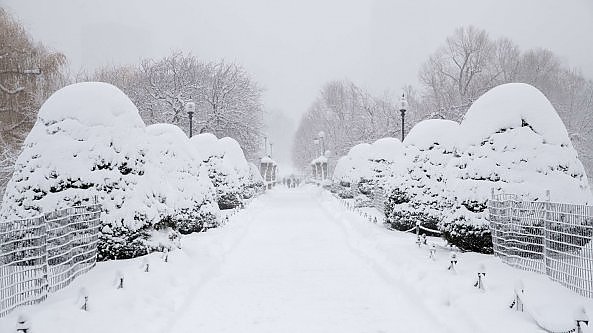 Dopo New York anche Boston colpita dalla tempesta: la nevicata è da record