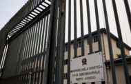 Corruzione, favori e furti nel carcere di Busto Arsizio: sette arresti, ci sono detenuti e un dipendente