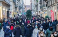 Coronavirus, Italia in giallo e arancione: appello al rigore. A Natale sì agli spostamenti, ma solo fra piccoli centri limitrofi
