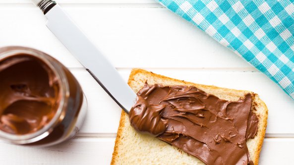 Intuizione, creatività e marketing: così una crema di nocciole entra nel mito