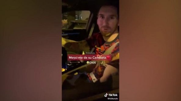 Il regalo di Messi emoziona il fan, che dice incredulo: 