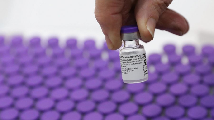 Coronavirus, infermiera, oss, ricercatrice e due medici: ecco chi saranno i primi cinque vaccinati allo Spallanzani
