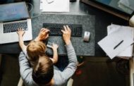Il lavoro stabile torna in cima alle priorità dopo la pandemia. Ma l'equilibrio con la vita privata resta precario