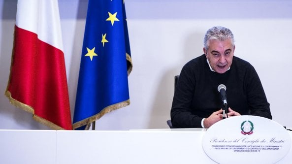 Virus, via libera al piano vaccini: si parte i primi di gennaio