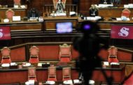 Dl ristori, sostegni economici per 19 miliardi. Manovra, accordo su aiuti al settore auto