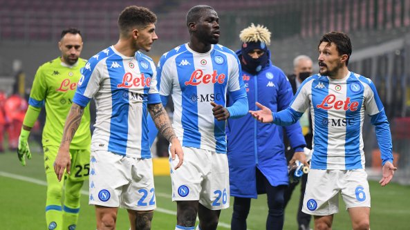 Juve-Napoli, la Figc non si costituisce: martedì la decisione, più vicino il recupero della partita