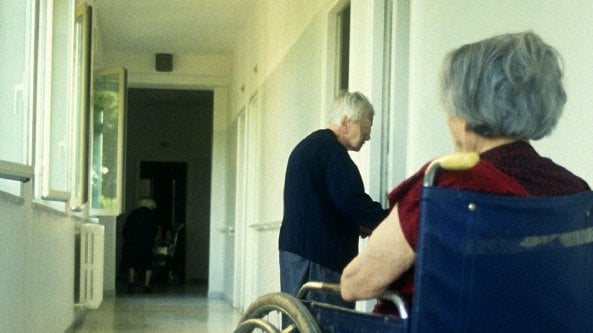 Covid, nel Barese focolai in tre residenze per anziani: in totale 117 positivi tra ospiti e personale
