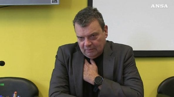Il primo medico nel Lazio a ricevere il vaccino: 