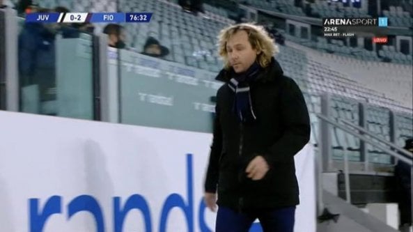 La furia di Nedved: l'arbitro non dà il rigore e lui se ne va