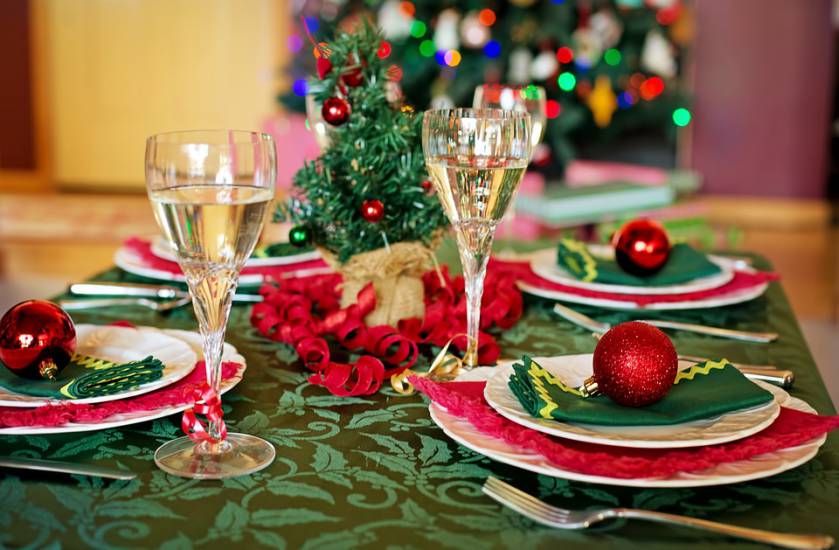 Il Pranzo di Natale staffetta alla solidarietà