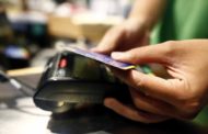 Pagate così in cassa con carta? Perché non avrete il rimborso