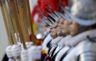 L'attentato, poi la sfida per il pontificato: i mille intrecci del Vaticano