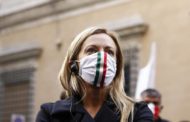 La Meloni asfalta Conte in Libia 