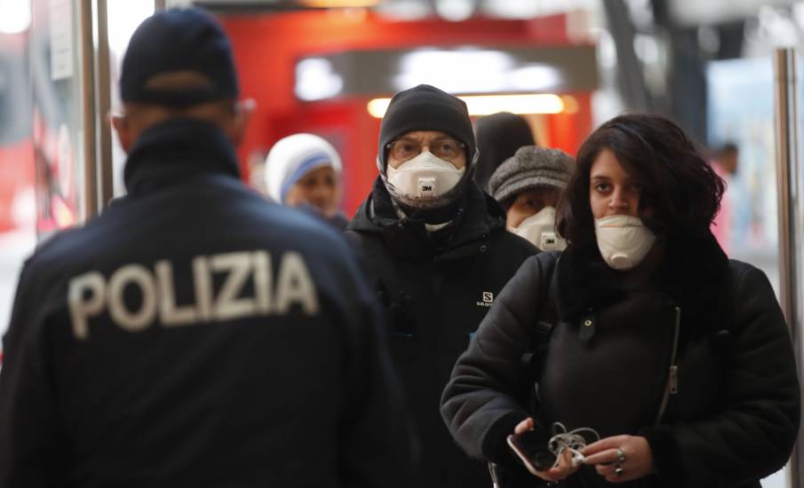 Dpcm Natale, passa la linea dura: zona rossa dalla vigilia a Befana