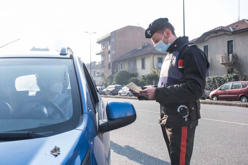 Zona rossa di Natale, oggi scattano i controlli