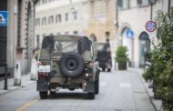 Aggredisce militari, bloccato ​con spray al peperoncino