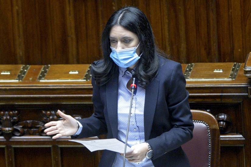 Scuola, via il 7 gennaio: presenza al 50 per cento. Ma resta il nodo trasporti