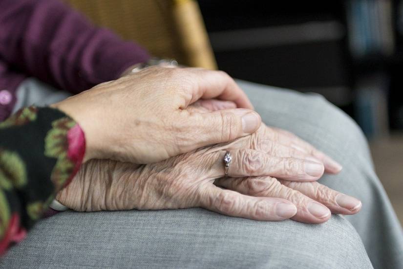 Natale,  corsa al tampone per incontrare i parenti