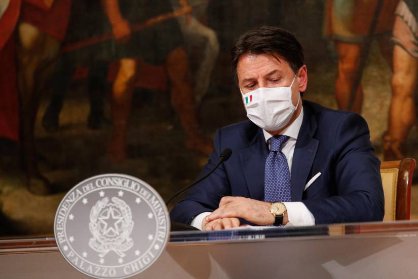 Conte vicino al crollo: 