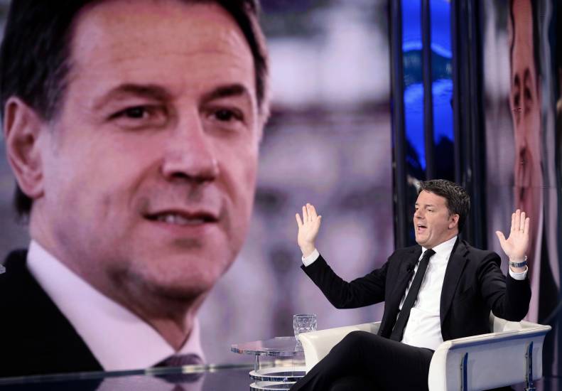 Guerra totale nel governo, salta il Cdm. Renzi: 