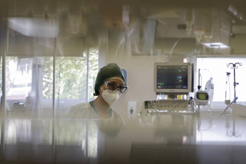L'Aifa resta cauta sugli anticorpi monoclonali. La cura made in Italy (per ora) solo all'estero