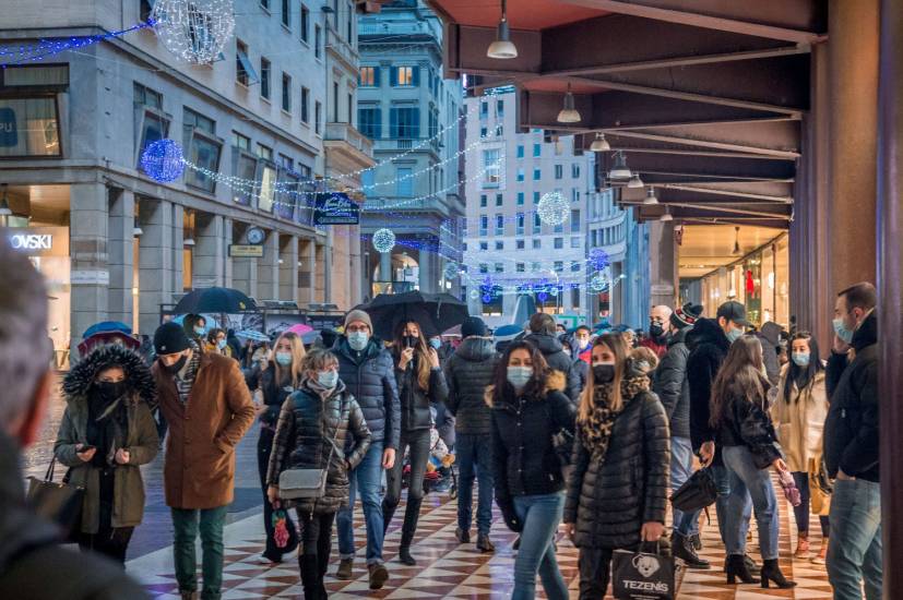 Il governo pronto a un altro dietrofront: si valutano nuove misure per le feste