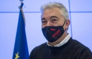 Vaccino e varianti la sfida tra due V. Stavolta da Arcuri nessun ritardo