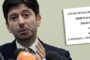 La tomba di Schicchi sprofonda. Eva Henger contro la Raggi: 