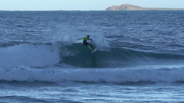 Le acrobazie della nazionale italiana juniores di surf