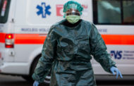 Nuova impennata di casi di Covid nelle ultime 24 ore, 555 i morti