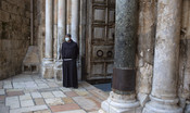 Natale, il pellegrino fugge dai luoghi di Cristo
