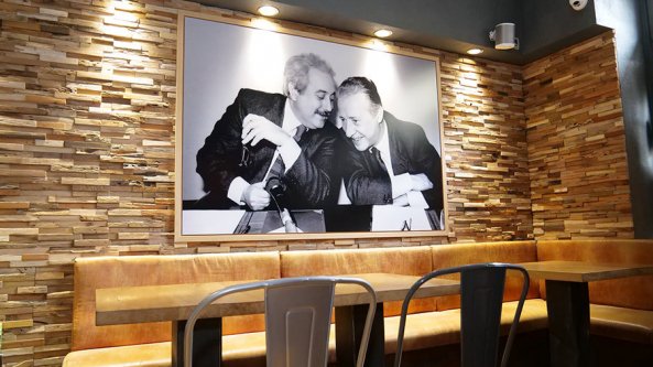 Germania, la pizzeria Falcone e Borsellino cambia nome: 