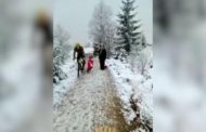 Ciclista fa cadere una bambina, il padre costretto a fare appello alla calma
