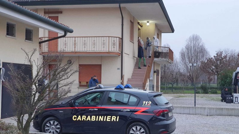 Padova, padre uccide i due figli di 15 e 13 anni a coltellate, poi si suicida con la stessa arma