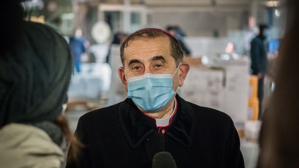 Covid, l'arcivescono Delpini al Trivulzio: 