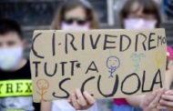Scuola, i cinque scenari per il rientro in classe a Milano: 