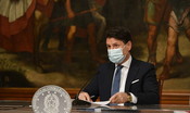 Continua il braccio di ferro tra Conte e Renzi