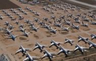 Insetti nei tubi, spie guaste, piloti arrugginiti: una mare di guai per gli aerei che tornano a volare