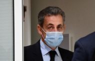 Francia, chiesti 4 anni di carcere per l'ex presidente Sarkozy